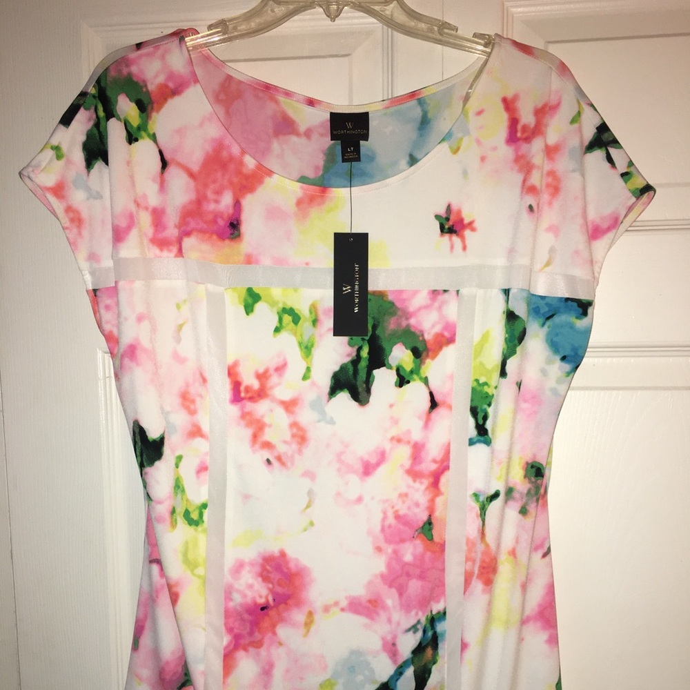 Multi-color top